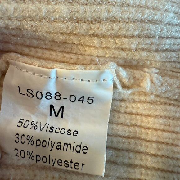 Lillusory Oversized Button-Front Cardigan Sweater Beige Ribbed Knit Size M - Picture 8 of 10